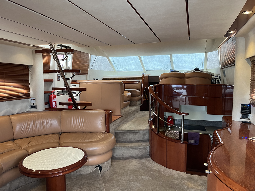 foto: 6 Fairline Squadron 55