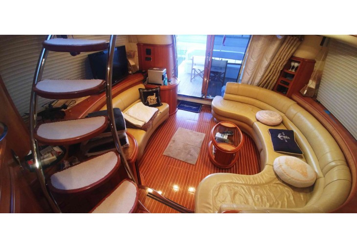 foto: 11 Azimut 68