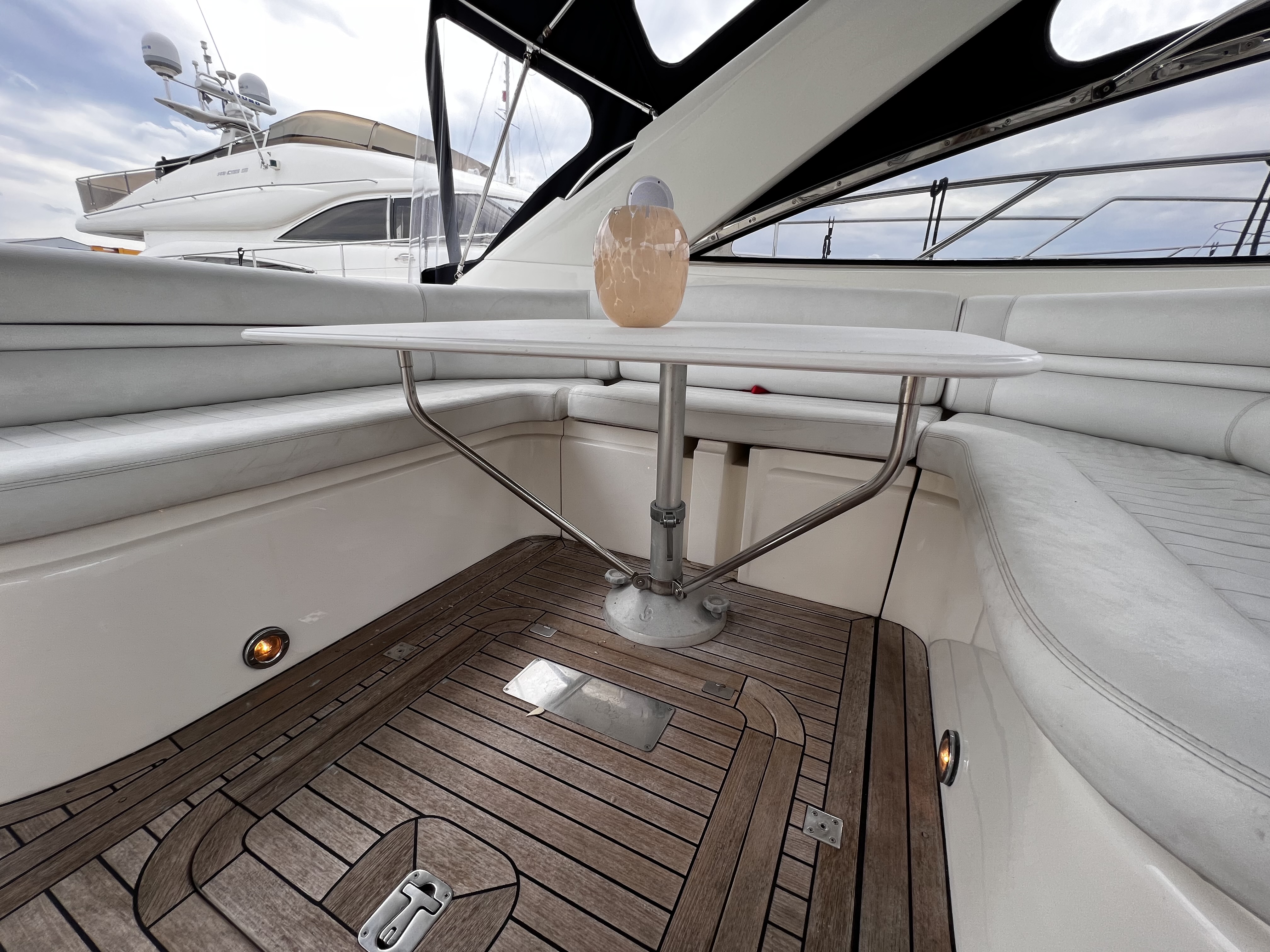 foto: 16 Sunseeker Camarque 50