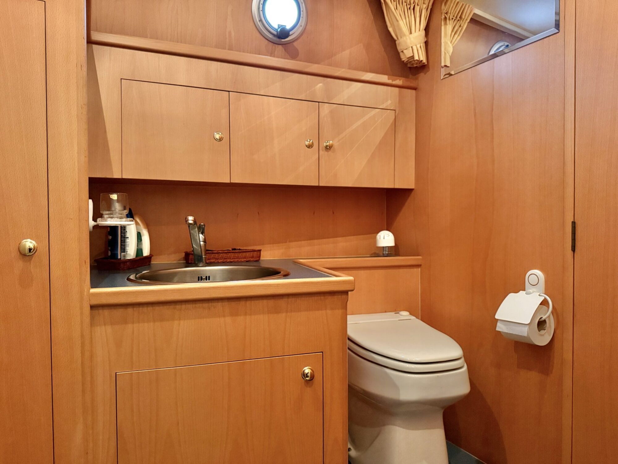 foto: 16 Pilot Pilot 44