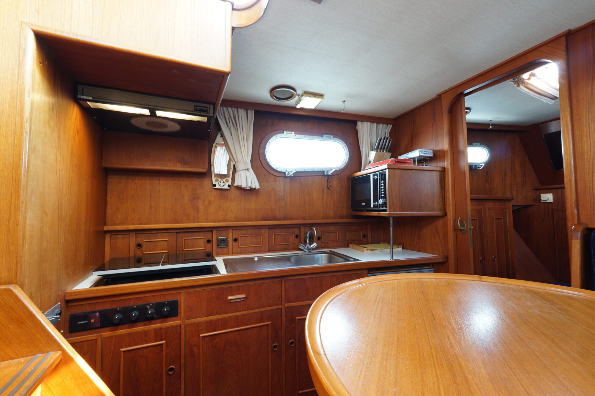 foto: 13 Damen Damen Pushy Cat 15.00 AK Cabrio