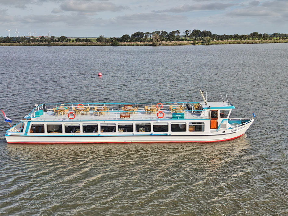foto: 22 Hybride Rondvaartboot 140 passagiers