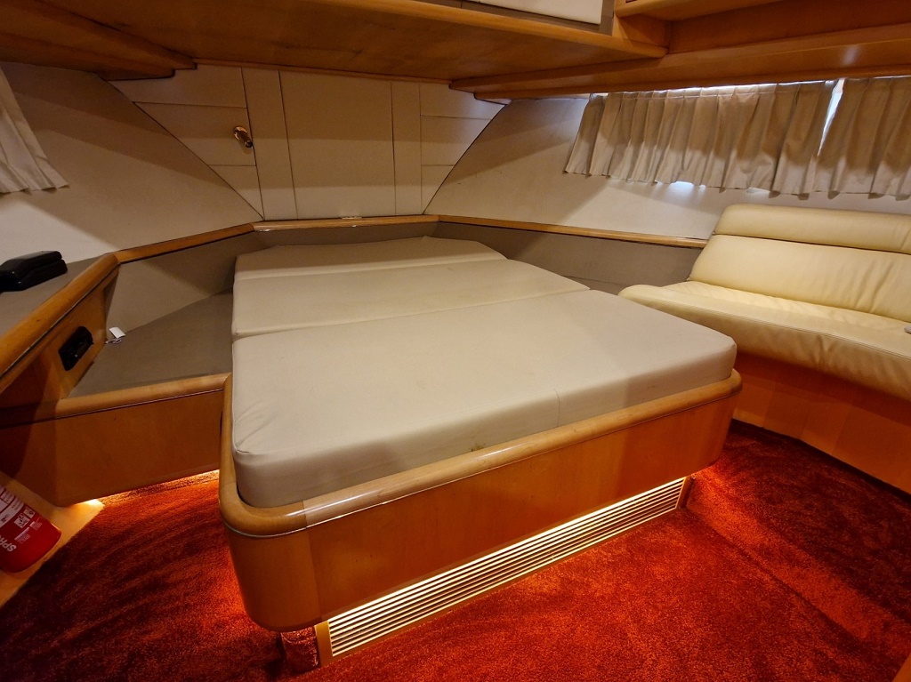 foto: 10 Mulder Futura 63 FLY