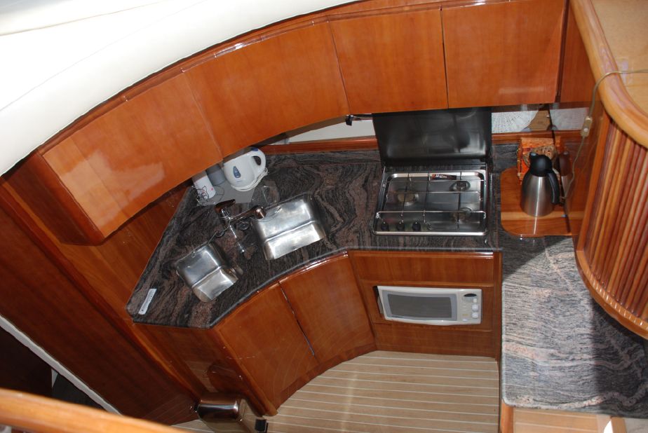 foto: 8 Azimut 40 Fly