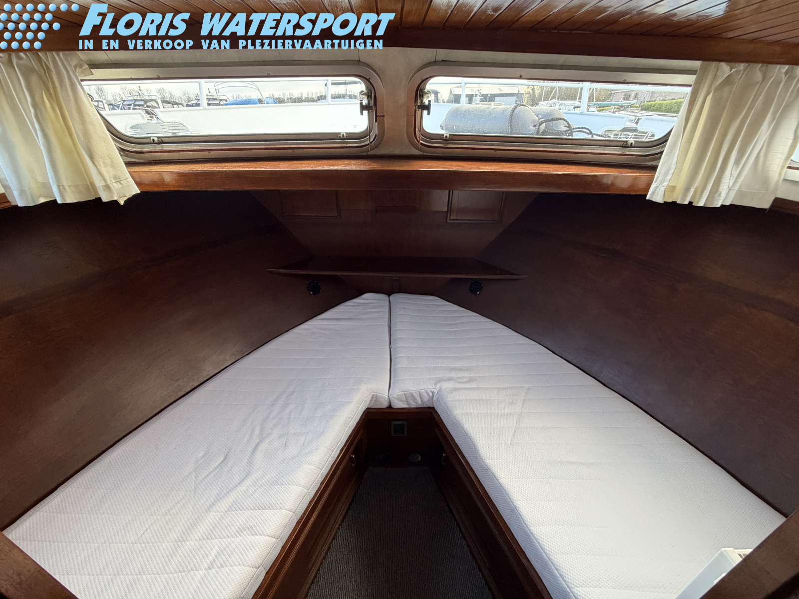 foto: 9 Blauwe Hand kruiser 1350 AK