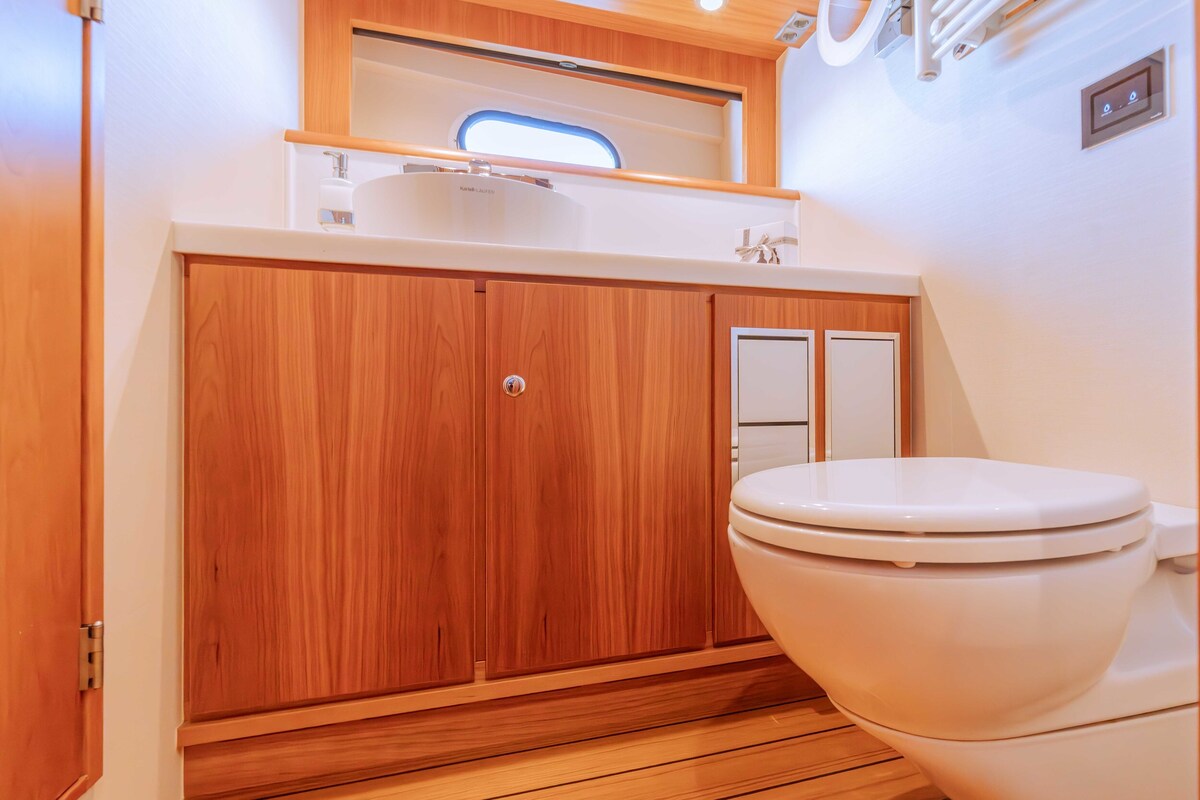 foto: 69 Linssen Grand Sturdy 590 AC Wheelhouse L-Class