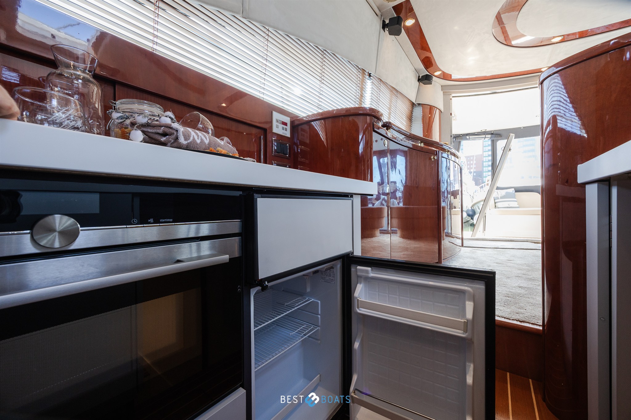 foto: 35 Fairline 58 Squadron