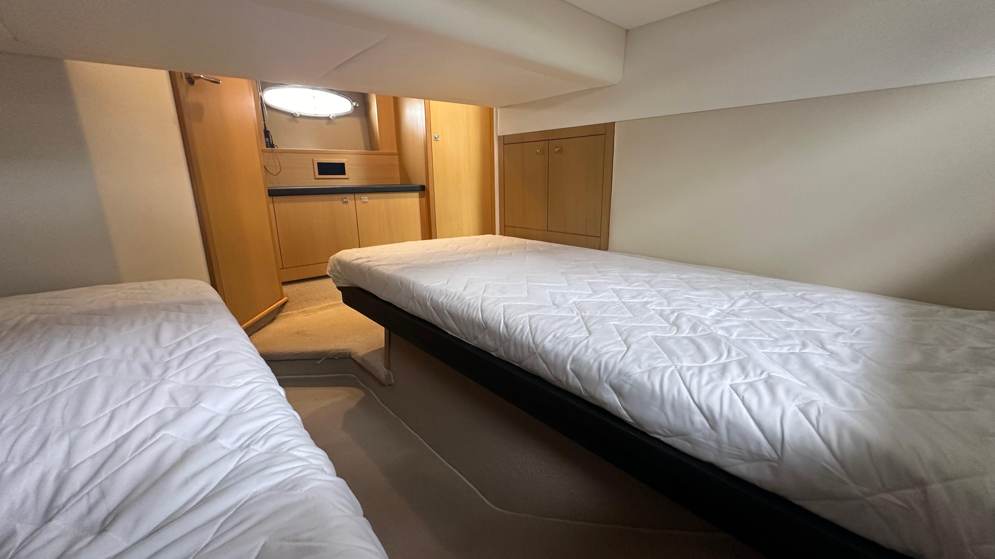 foto: 13 Princess V 42