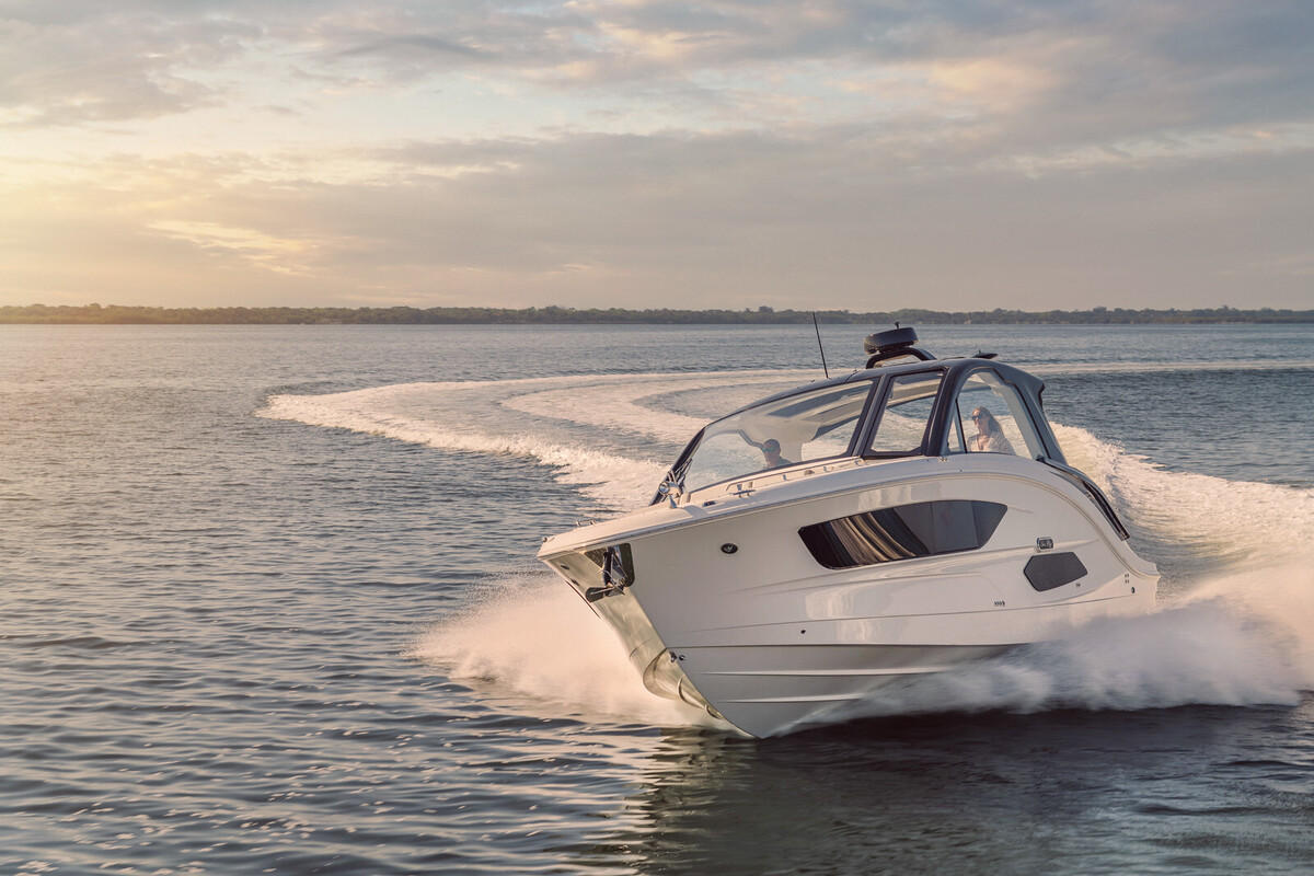 foto: 34 Sea Ray Sundancer 370