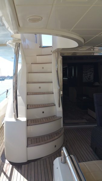 foto: 12 Azimut 75