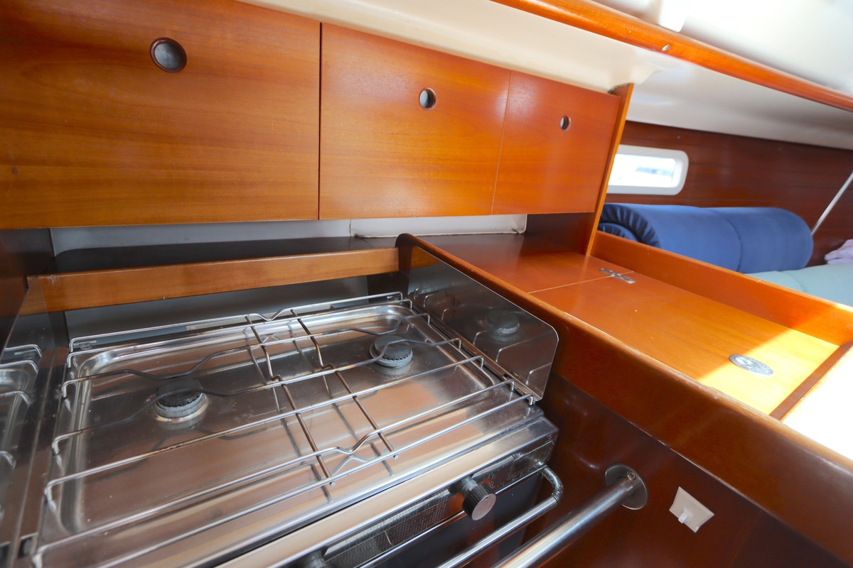 foto: 11 Beneteau Oceanis 300