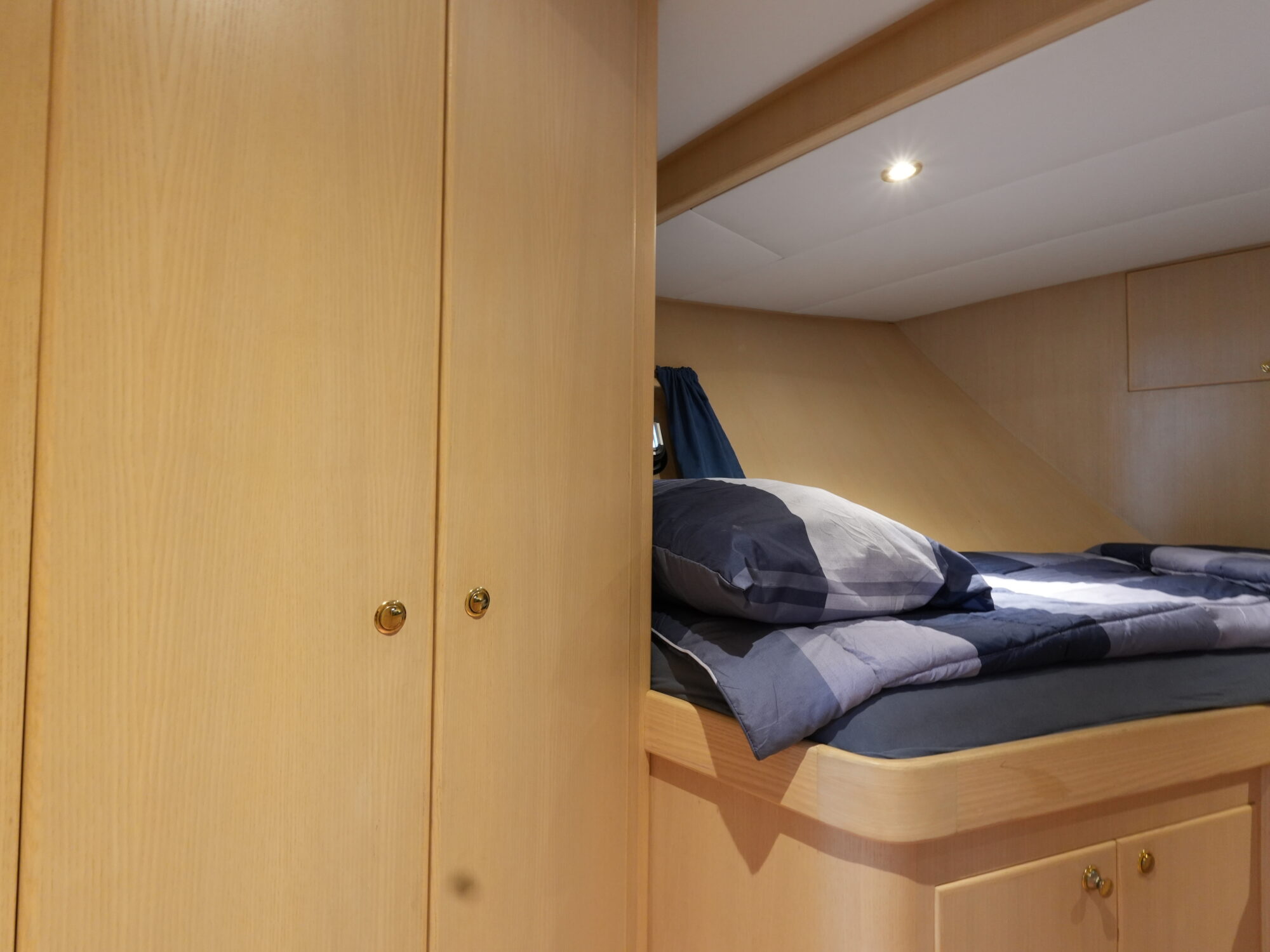 foto: 25 Valkkruiser Valkkruiser Falcon 45 Royal Cabrio