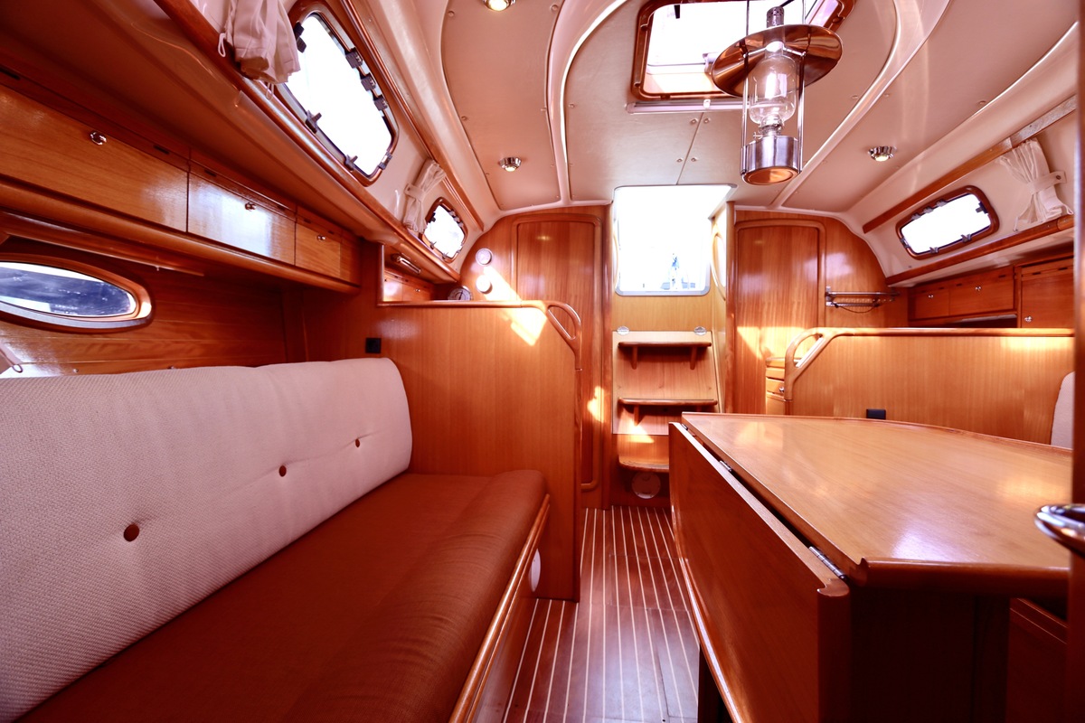 foto: 14 Bavaria  33 Cruiser