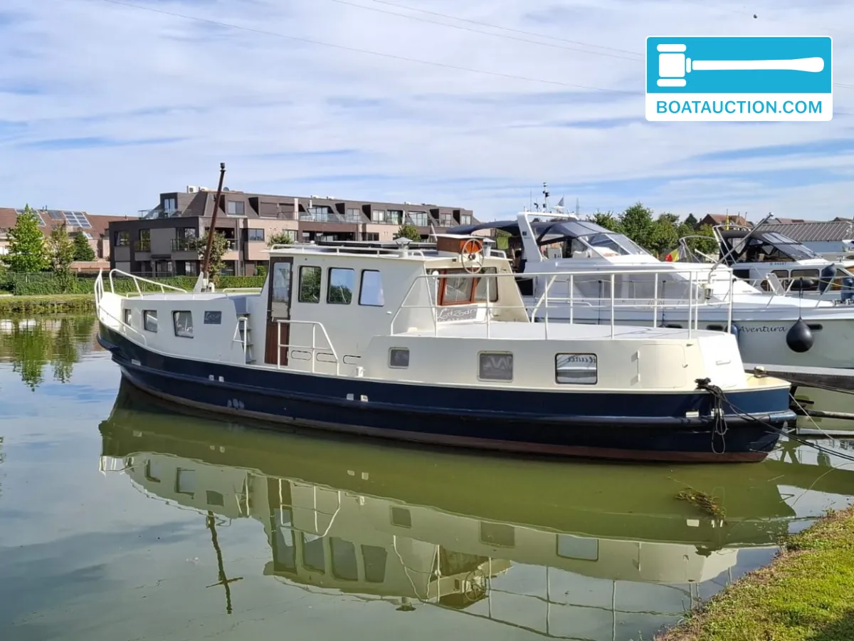 foto: 6 Motorboot 1500