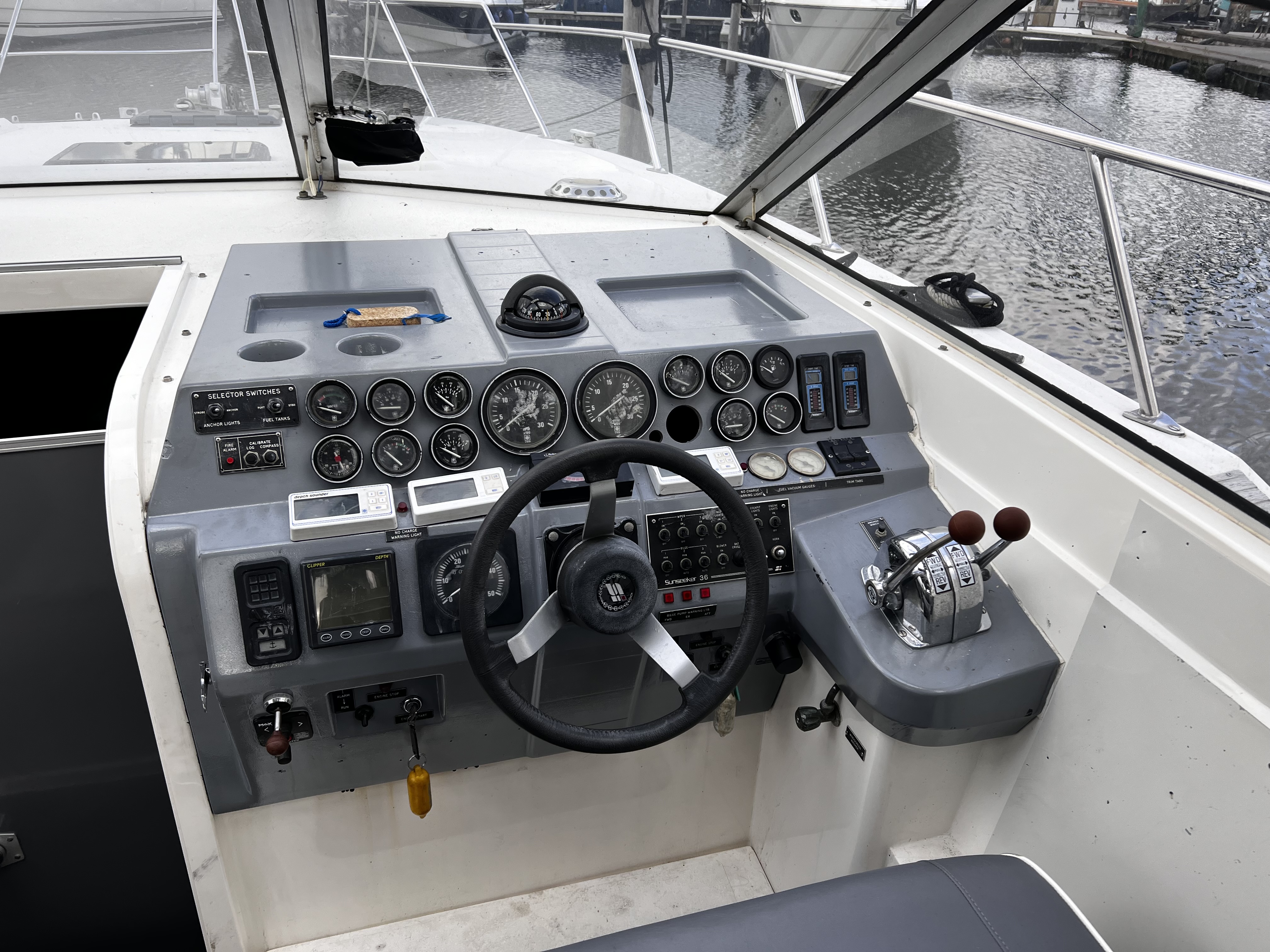 foto: 10 Sunseeker 36