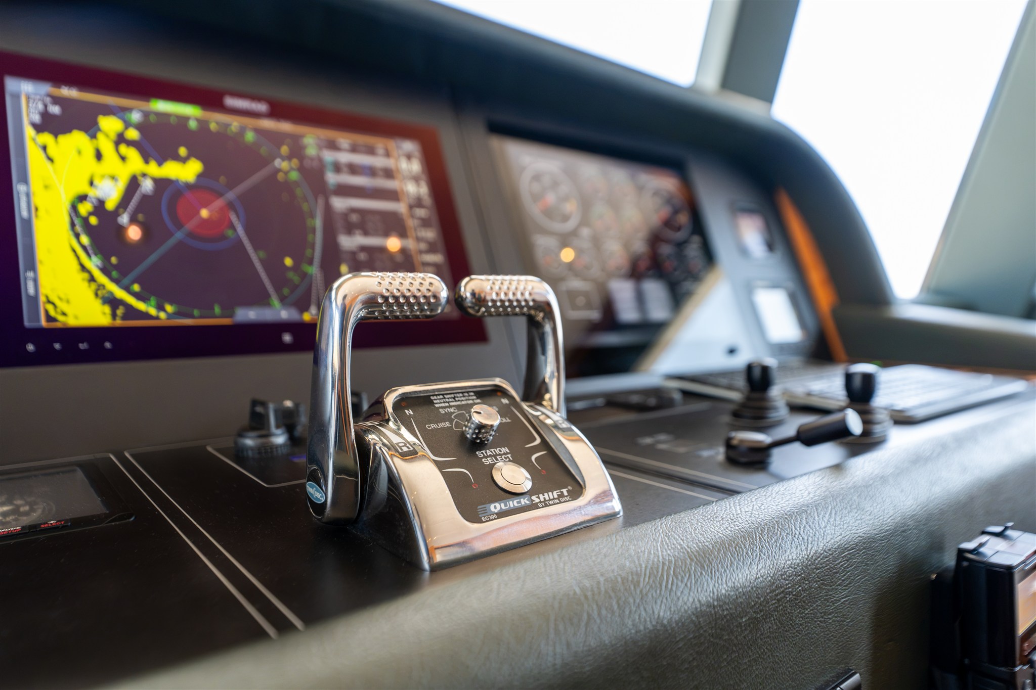 foto: 39 Van Der Valk Shipyard Custom Explorer