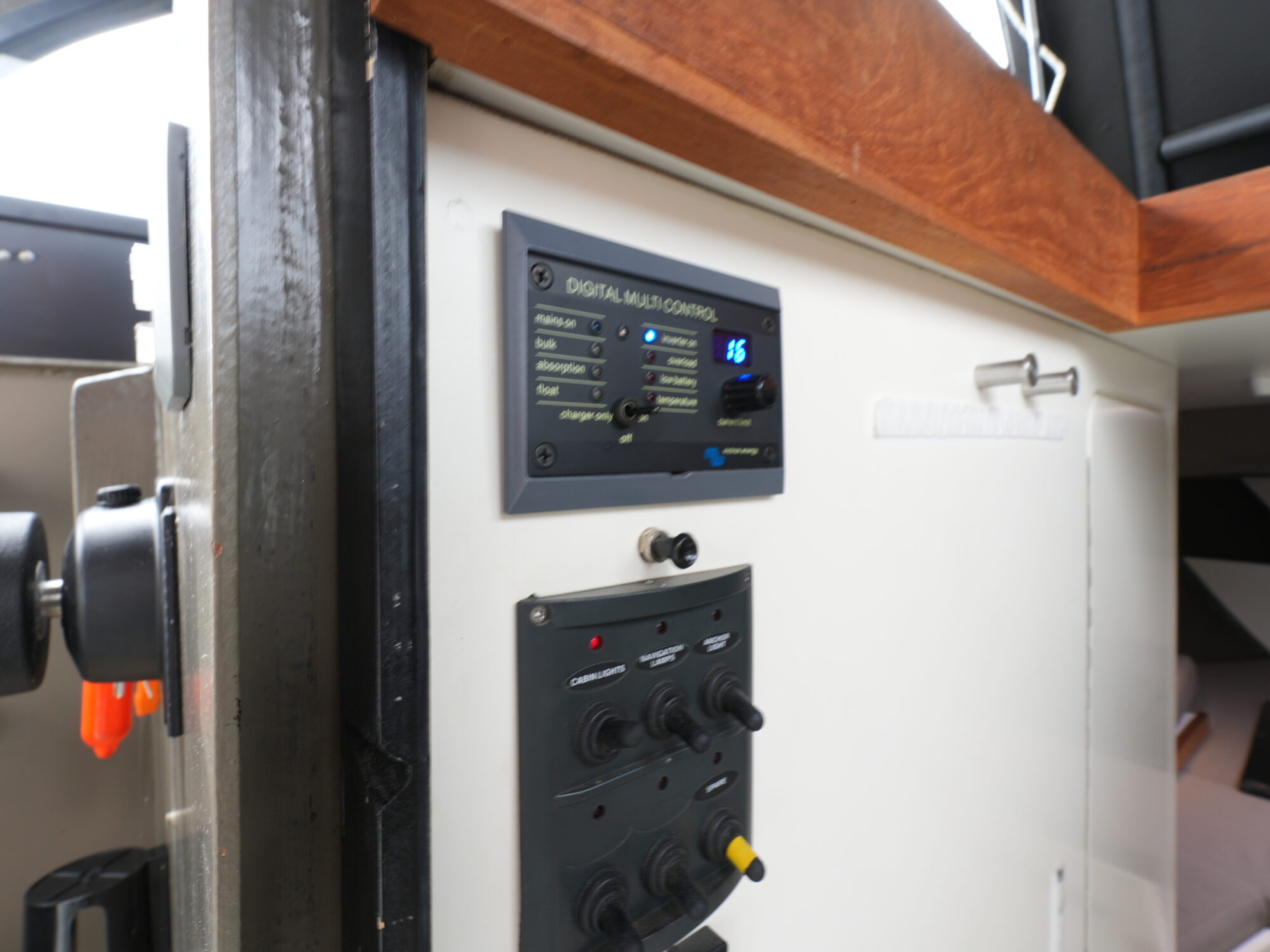 foto: 10 Matez Matez 8.20 OK Cabrio