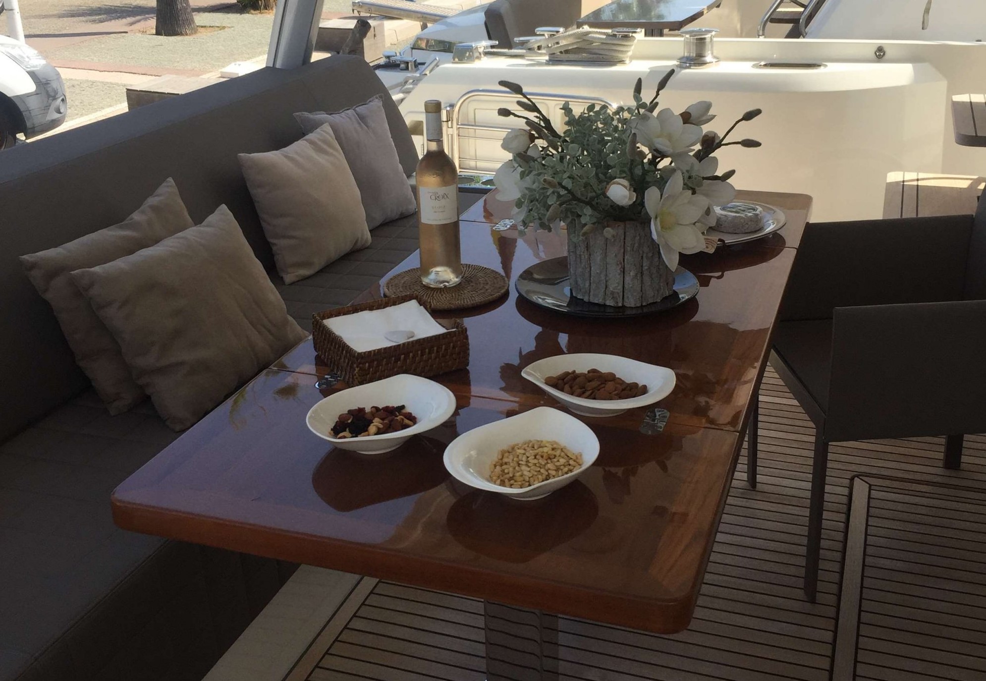 foto: 14 Prestige 680 Fly