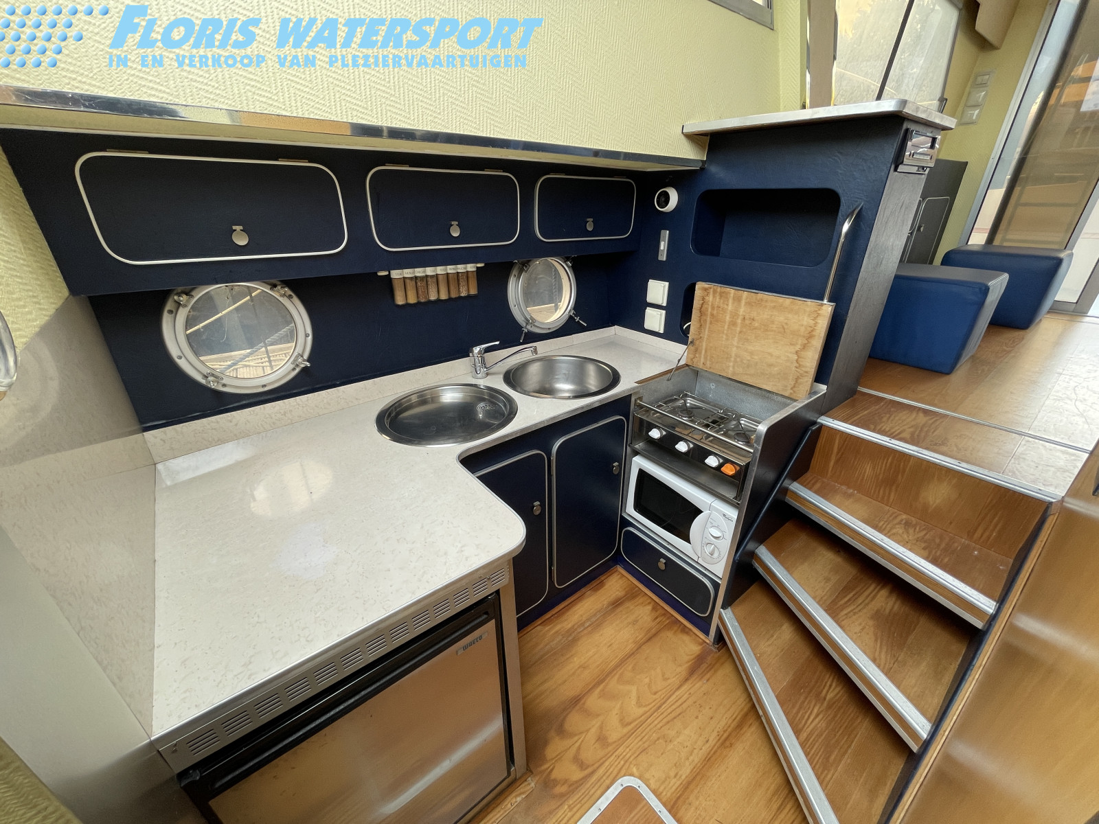 foto: 8 Fairline  40
