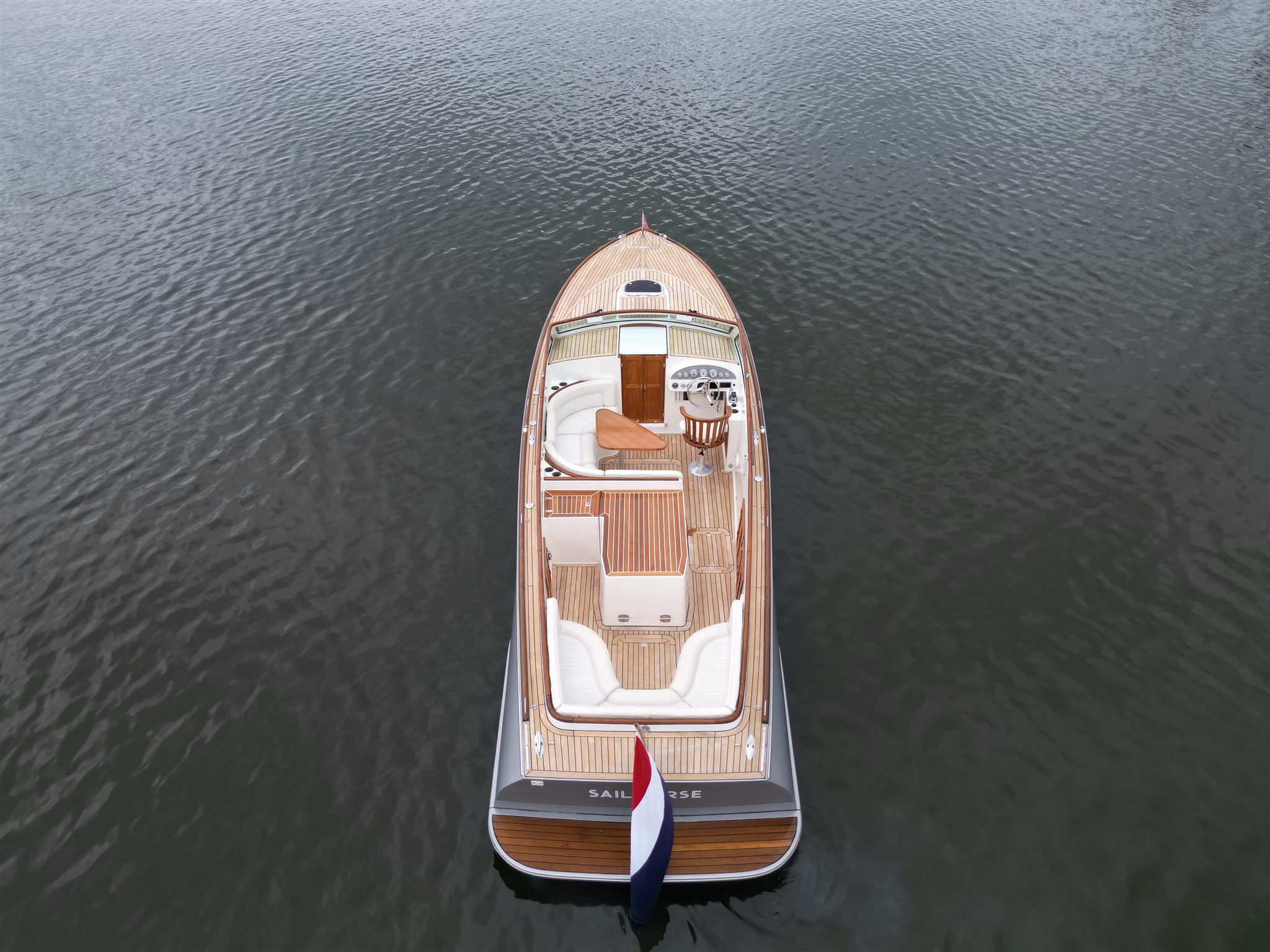 foto: 12 Long Island 33 Runabout