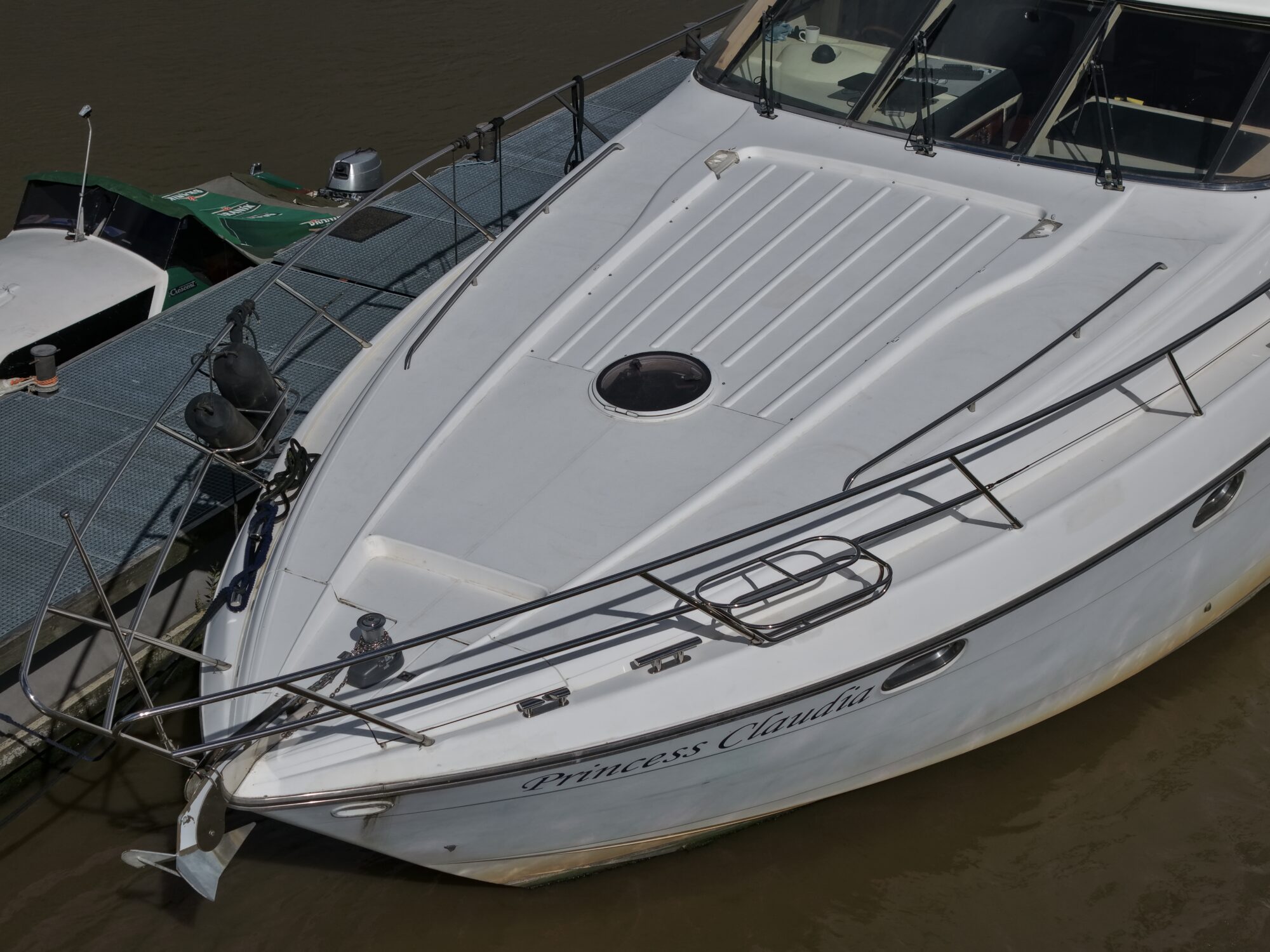 foto: 23 Princess Princess 60 Flybridge