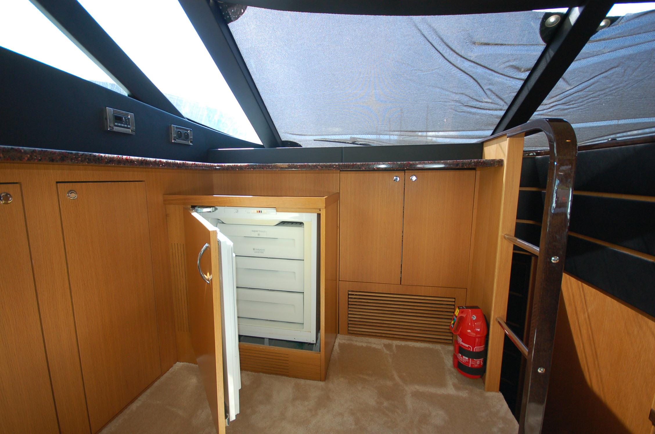 foto: 5 Fairline Squadron 70