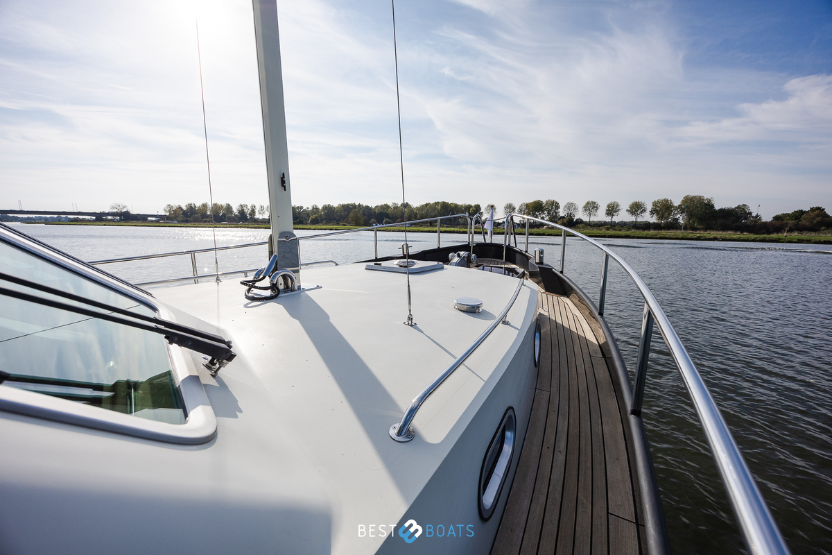 foto: 16 Linssen Grand Sturdy 380 AC 