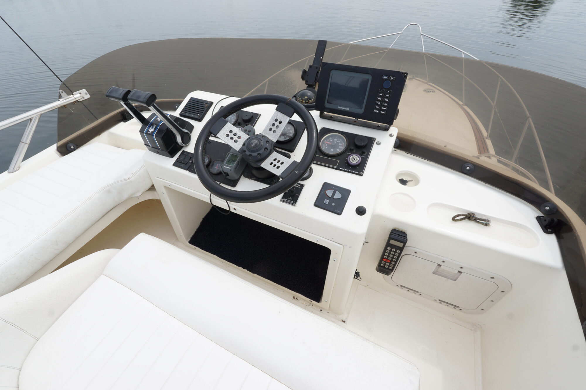 foto: 12 Fairline Fairline Corniche 31 Flybridge