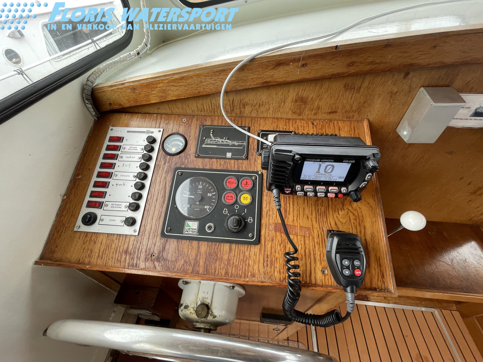 foto: 6 Pikmeerkotter  950AK 