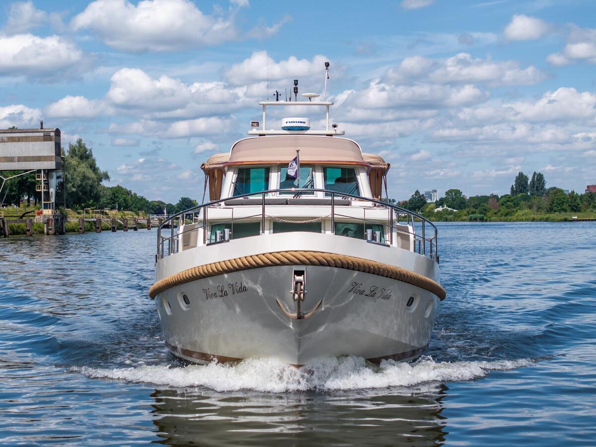 foto: 39 Linssen  Grand Sturdy 500 Variotop