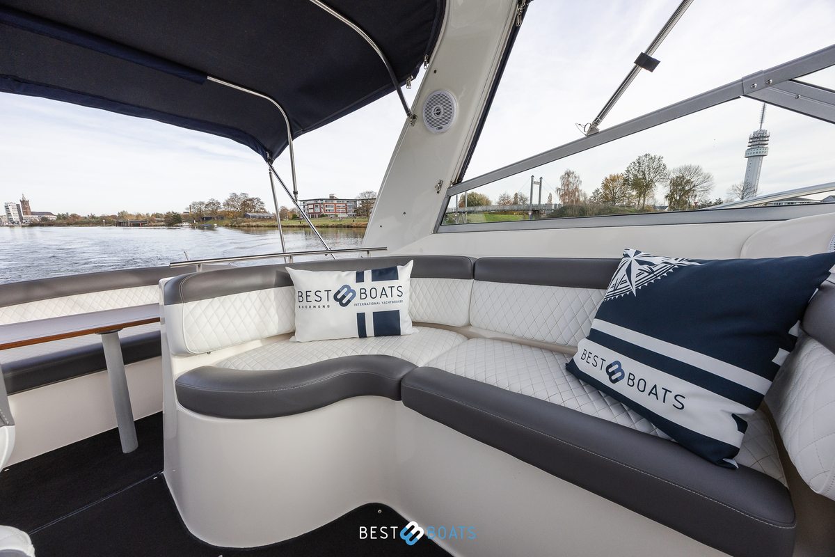 foto: 14 Rinker 342 Fiesta Vee