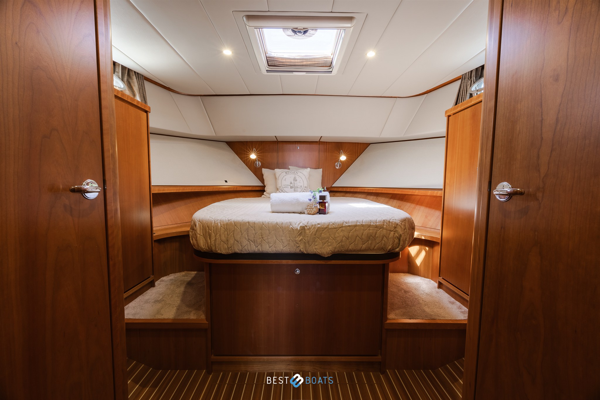 foto: 15 Linssen Grand Sturdy 470 Sedan Wheelhouse