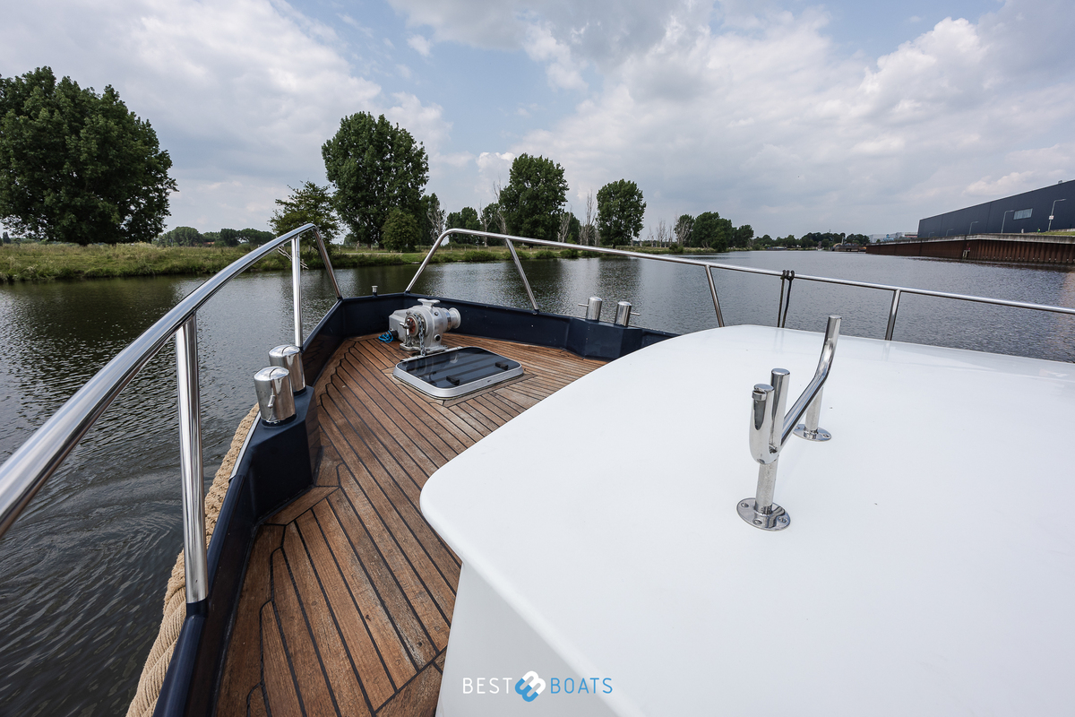 foto: 11 Linssen  Classic Sturdy 400 AC