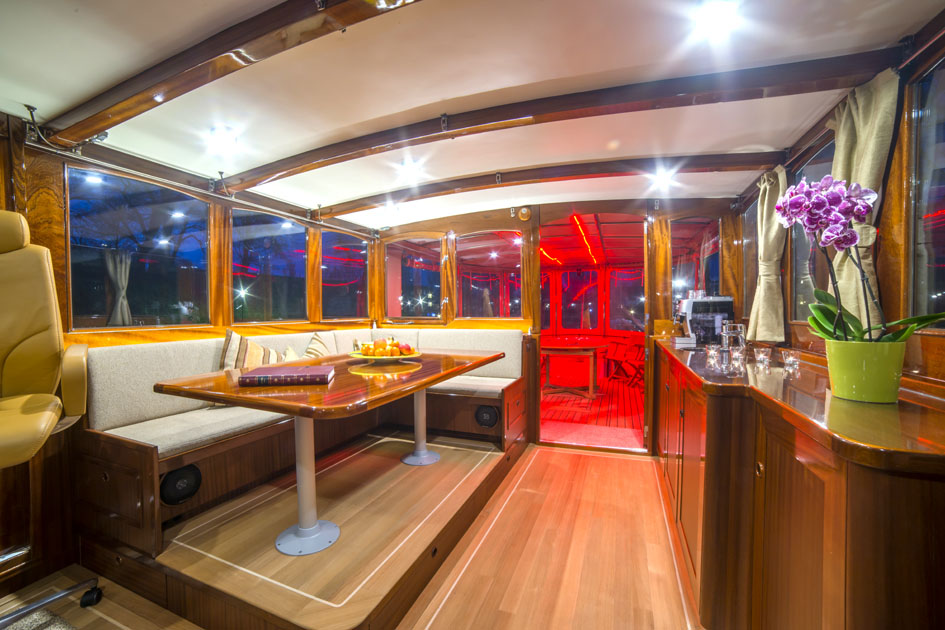 foto: 14 Luxe Motor Cruise 19.75