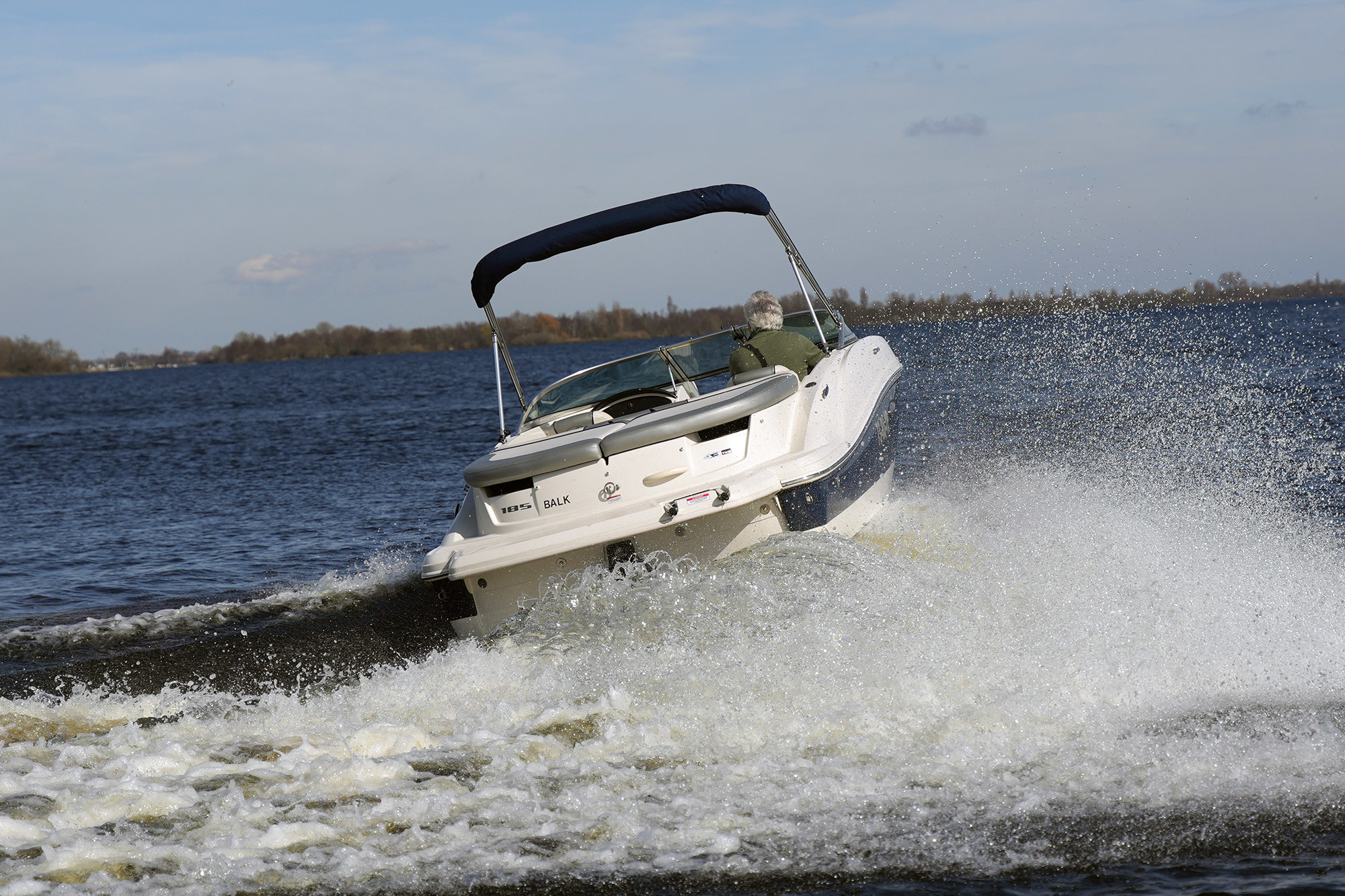 foto: 10 Sea Ray 185 Sport