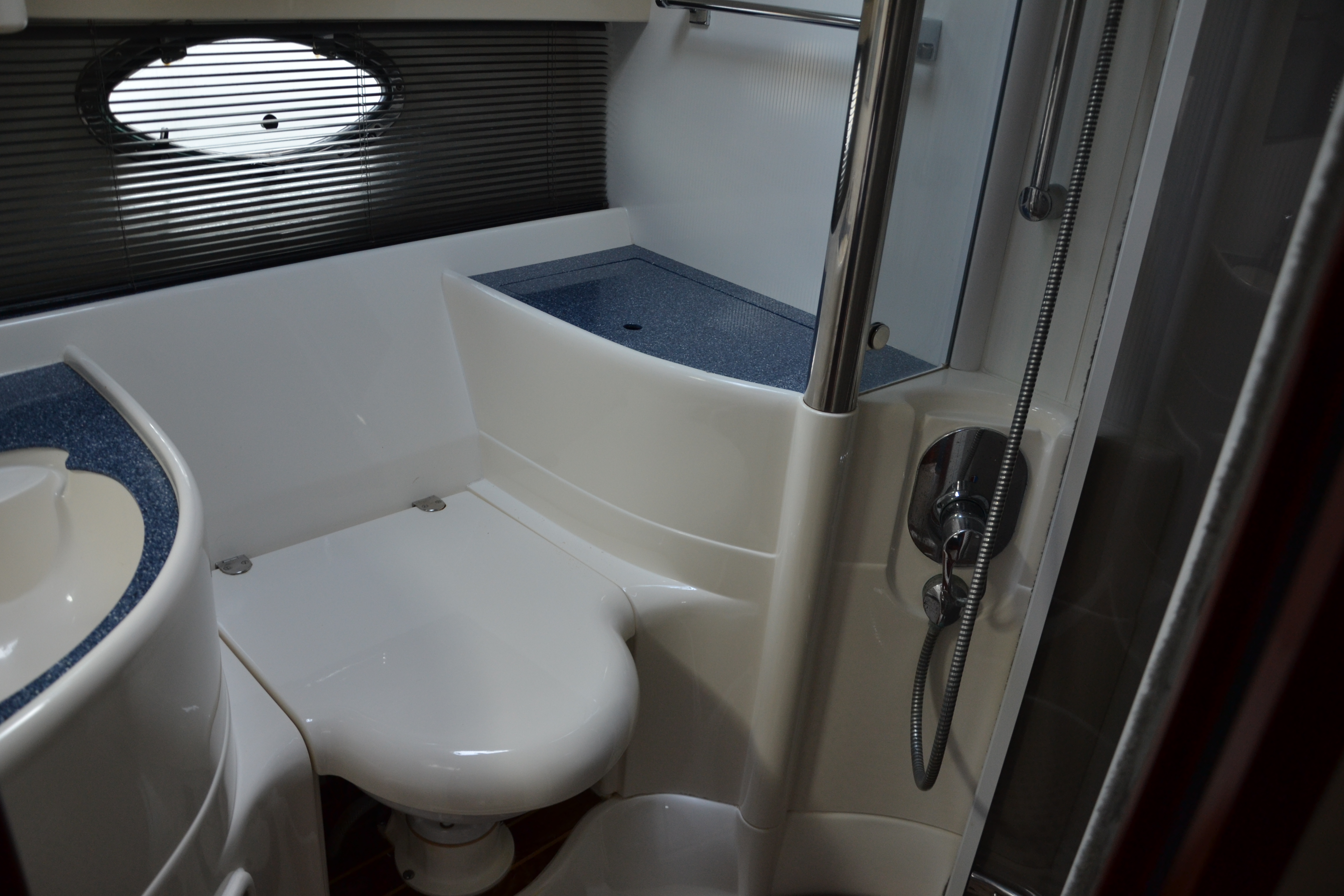 foto: 11 Fairline Targa 48