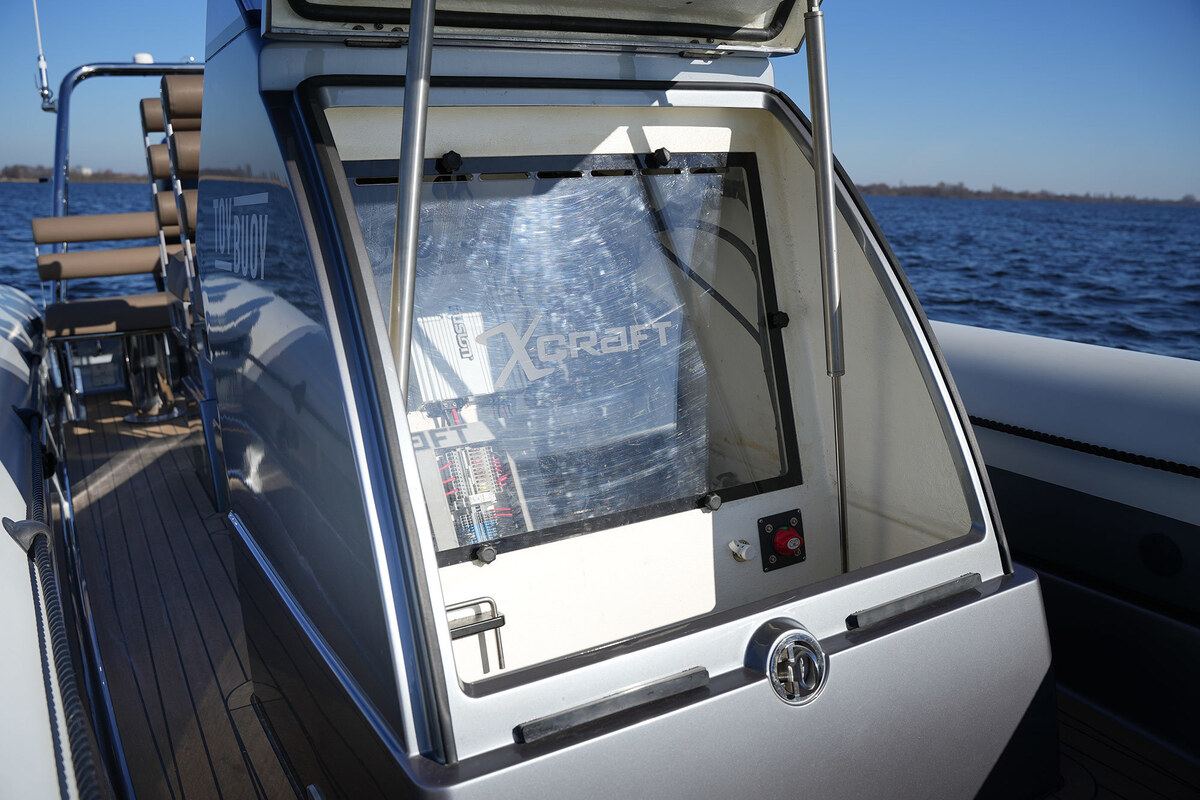 foto: 20 X-Craft R808