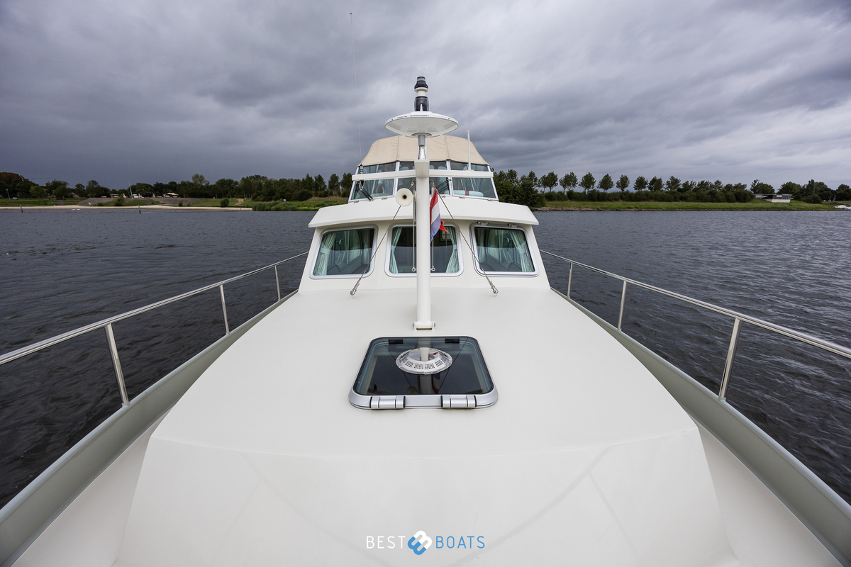 foto: 18 Linssen Grand Sturdy 35.0 AC INTERO