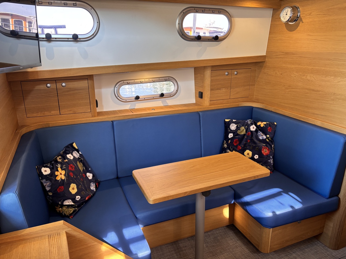 foto: 6 Vedette 9.30 Cabin Comfort Line