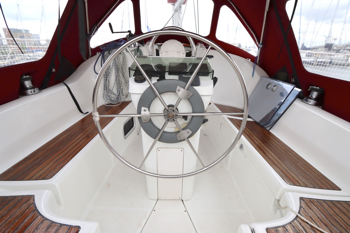 foto: 17 Beneteau Oceanis 311 Clipper