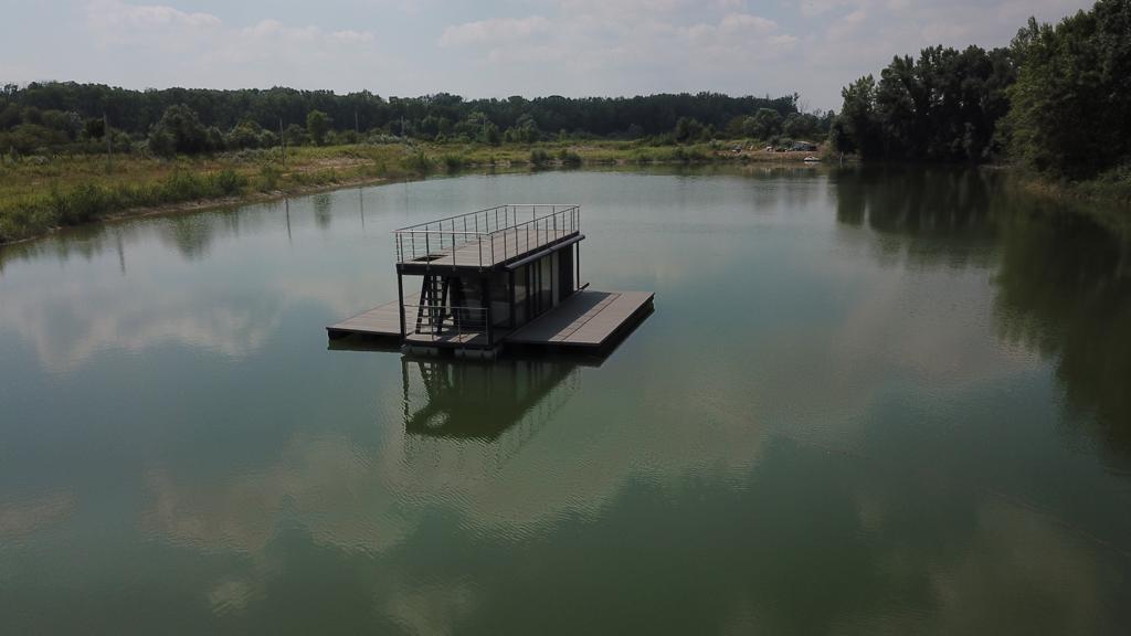 foto: 16 Shogun Mobile Houseboat