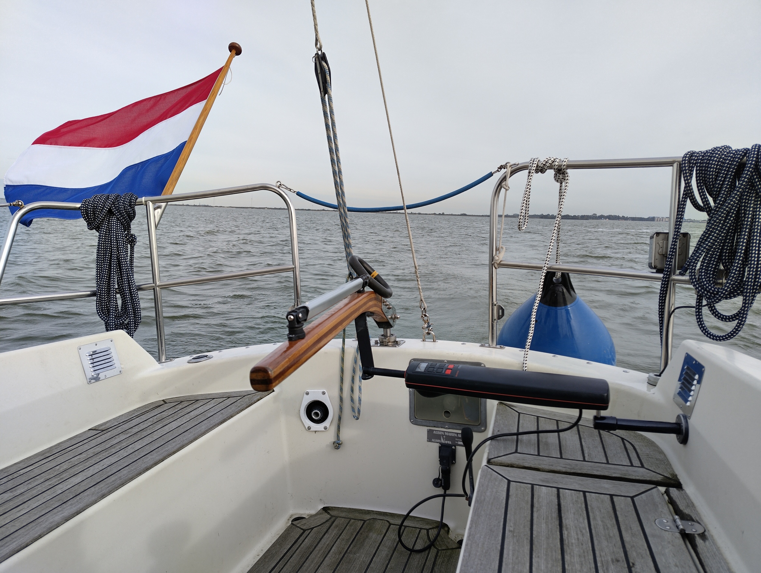 foto: 6 Albin Nova 33