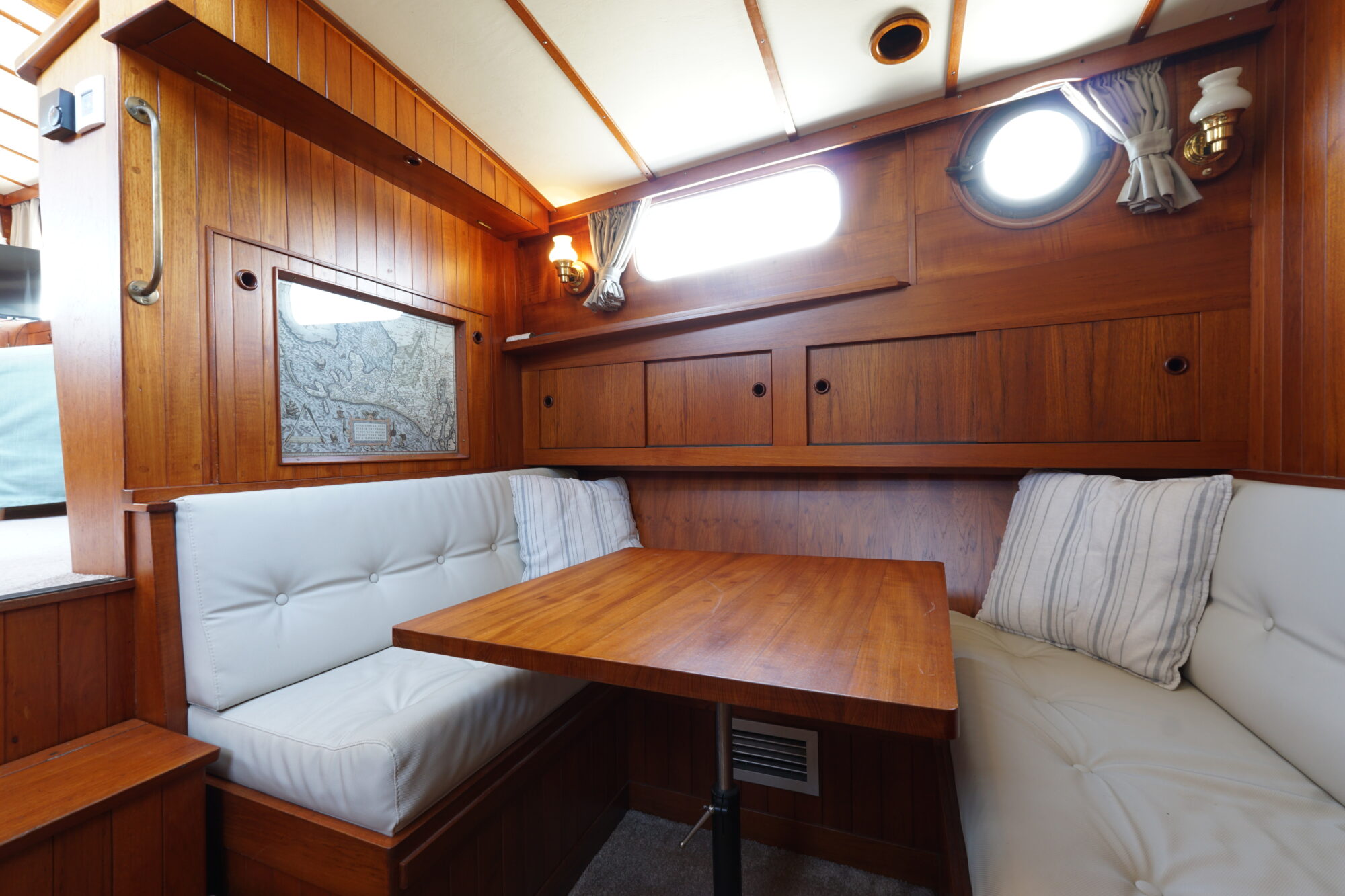 foto: 22 Gillissen Gillissen Rondspant Trawler 13.50 AK
