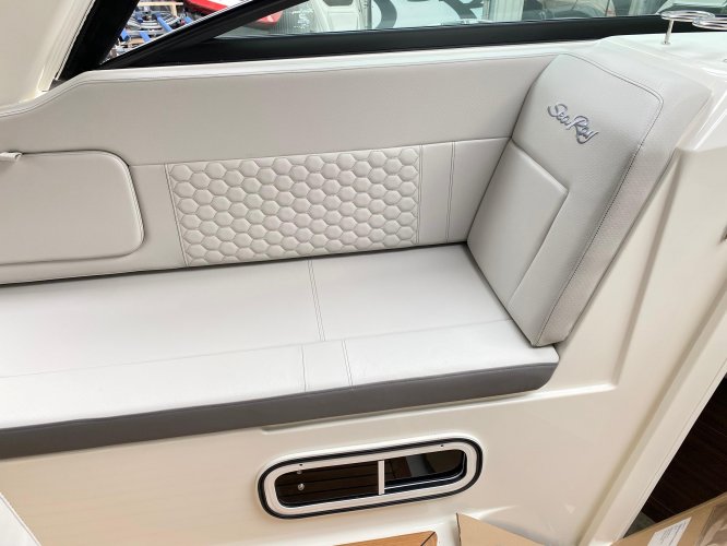 foto: 6 Sea Ray OPTIE Sundancer 265