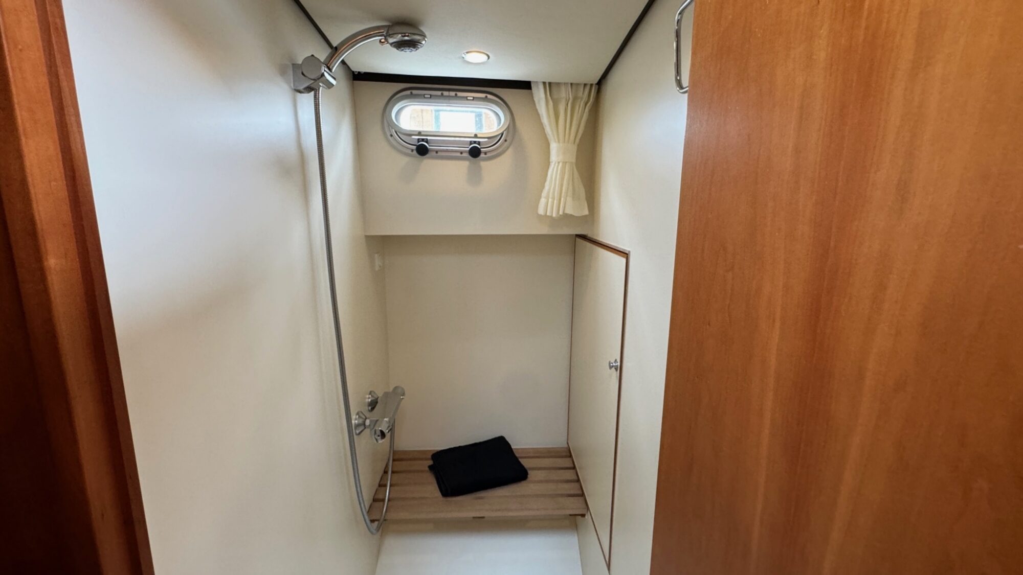 foto: 10 Linssen Linssen 40.9 Sedan Variodeck