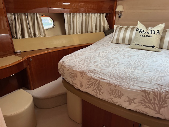 foto: 24 Princess 67 Fly