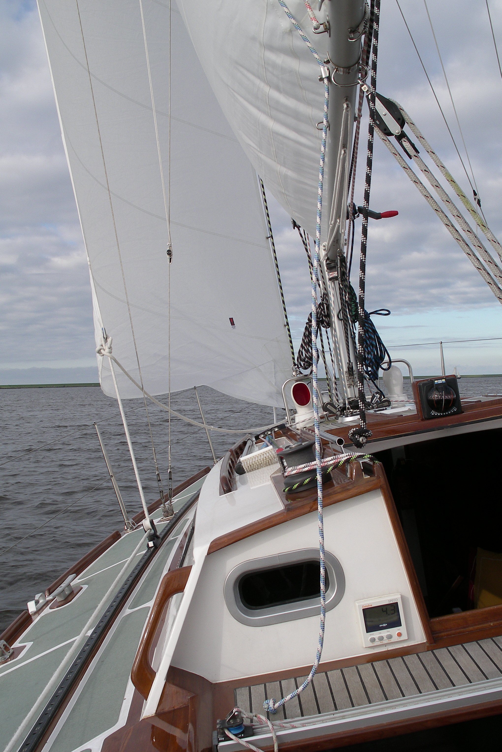 foto: 24 Waarschip 900 +