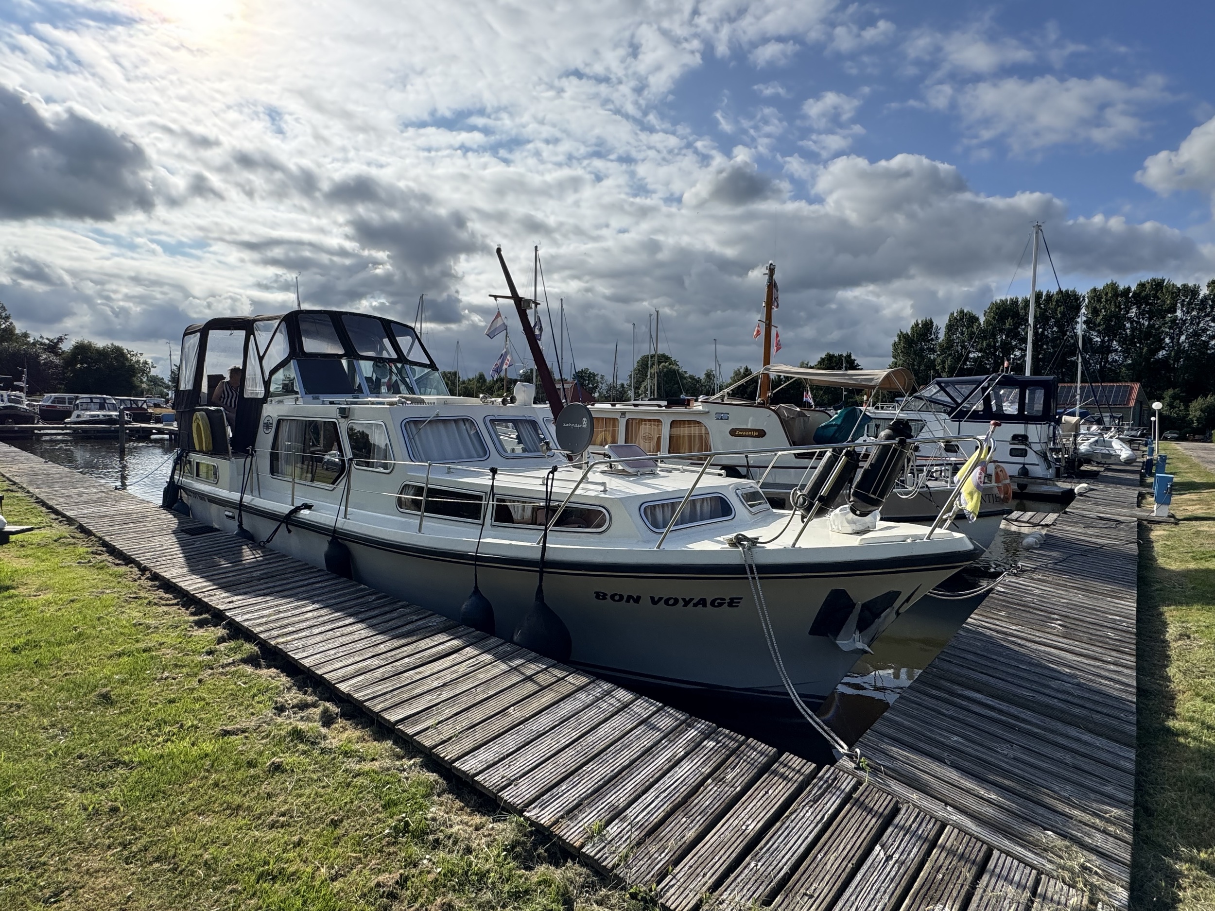hoofdfoto: 1 Neptunus 107 TWIN