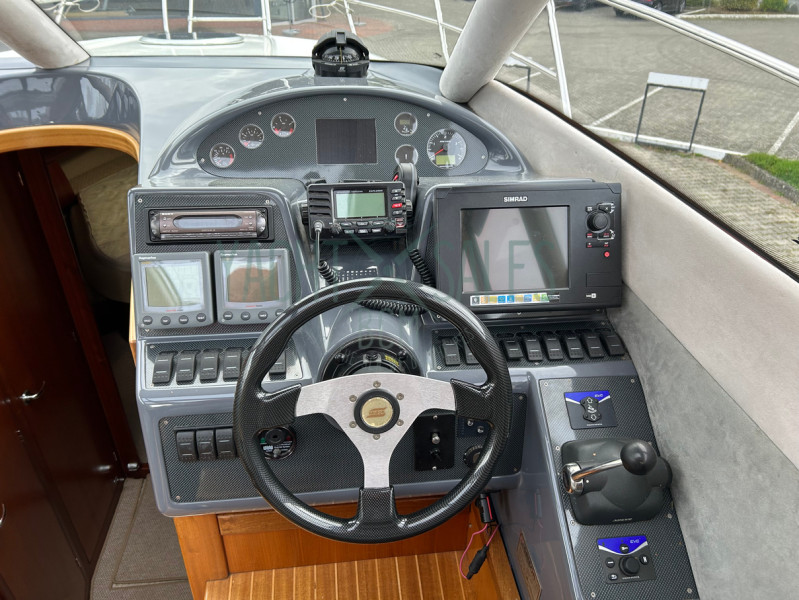 foto: 11 Galeon 330 HT