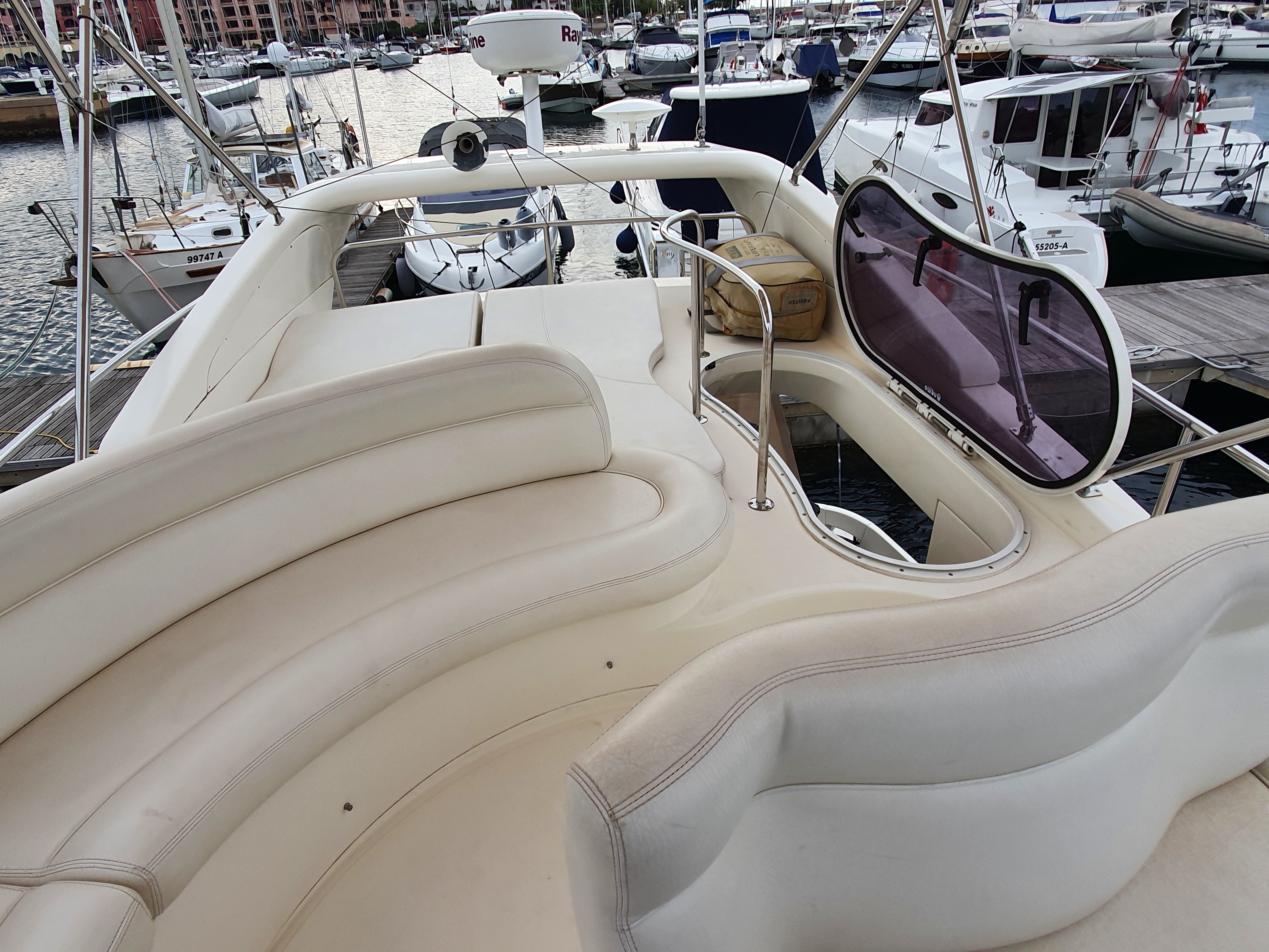 foto: 14 Azimut 42 Fly Evolution